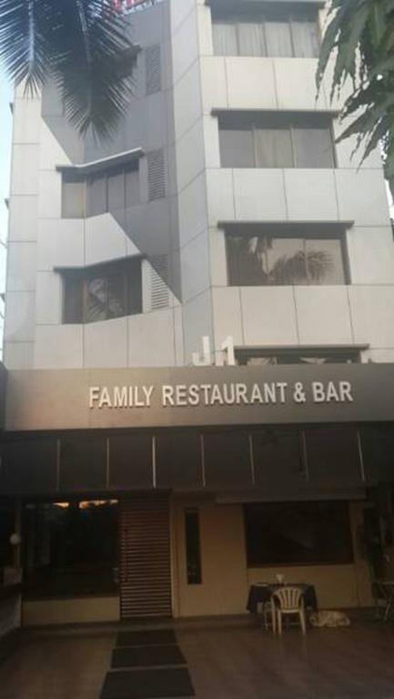 Hotel Jalaja Heritage Thane Esterno foto