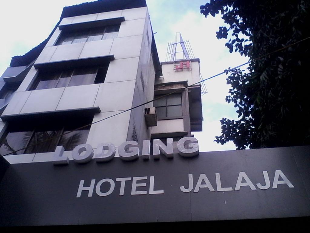Hotel Jalaja Heritage Thane Esterno foto